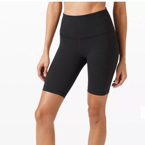 NWT Lululemon Wunder Train HR Short 8"